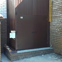 Подъемник грузовой в металлокаркасной шахте, 500 кг, Арзамас