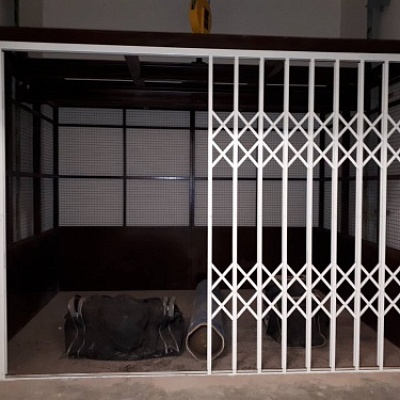 Грузовой подъемник в готовой шахте